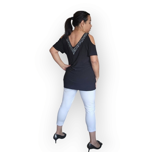 Black Cold Shoulder Top with White Leggings - Picture 6 of 16